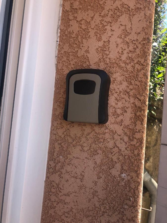 Chambre d hôtes indépendante dans village médiéval Creissels Exterior foto