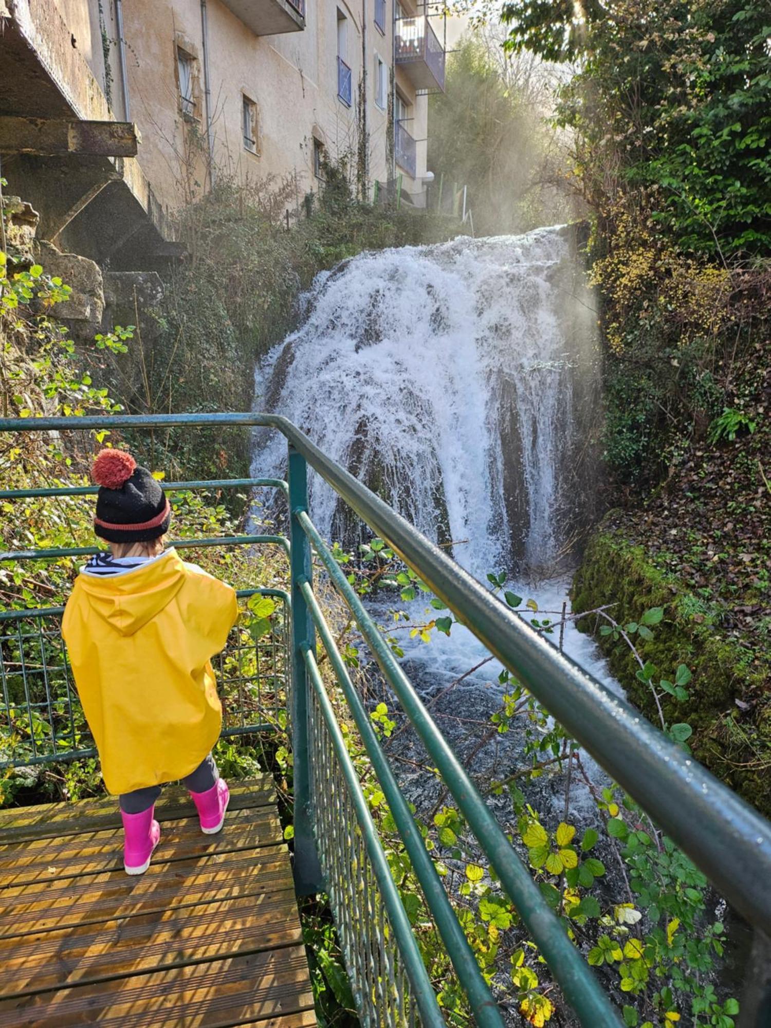 Chambre d hôtes indépendante dans village médiéval Creissels Exterior foto