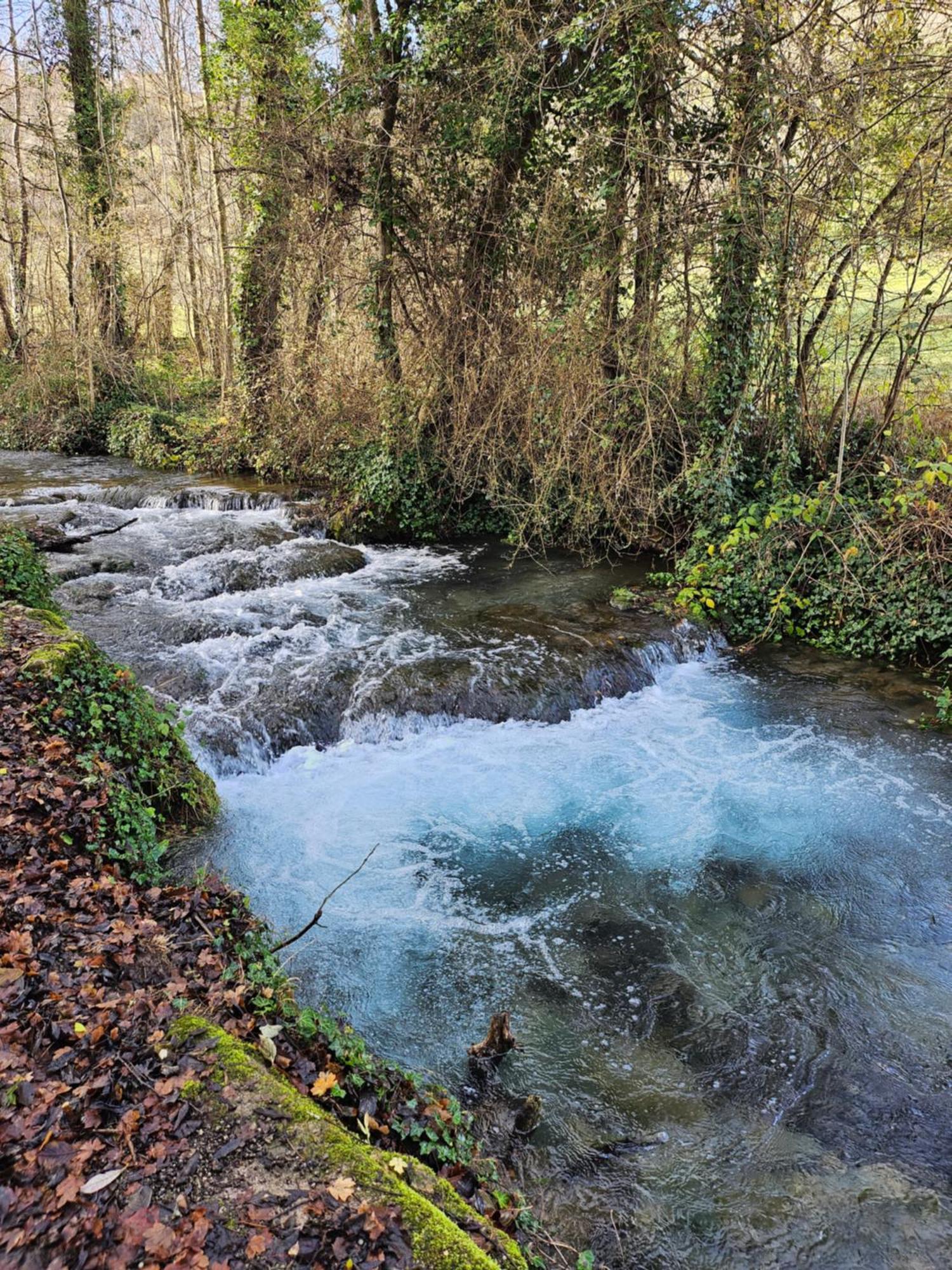 Chambre d hôtes indépendante dans village médiéval Creissels Exterior foto